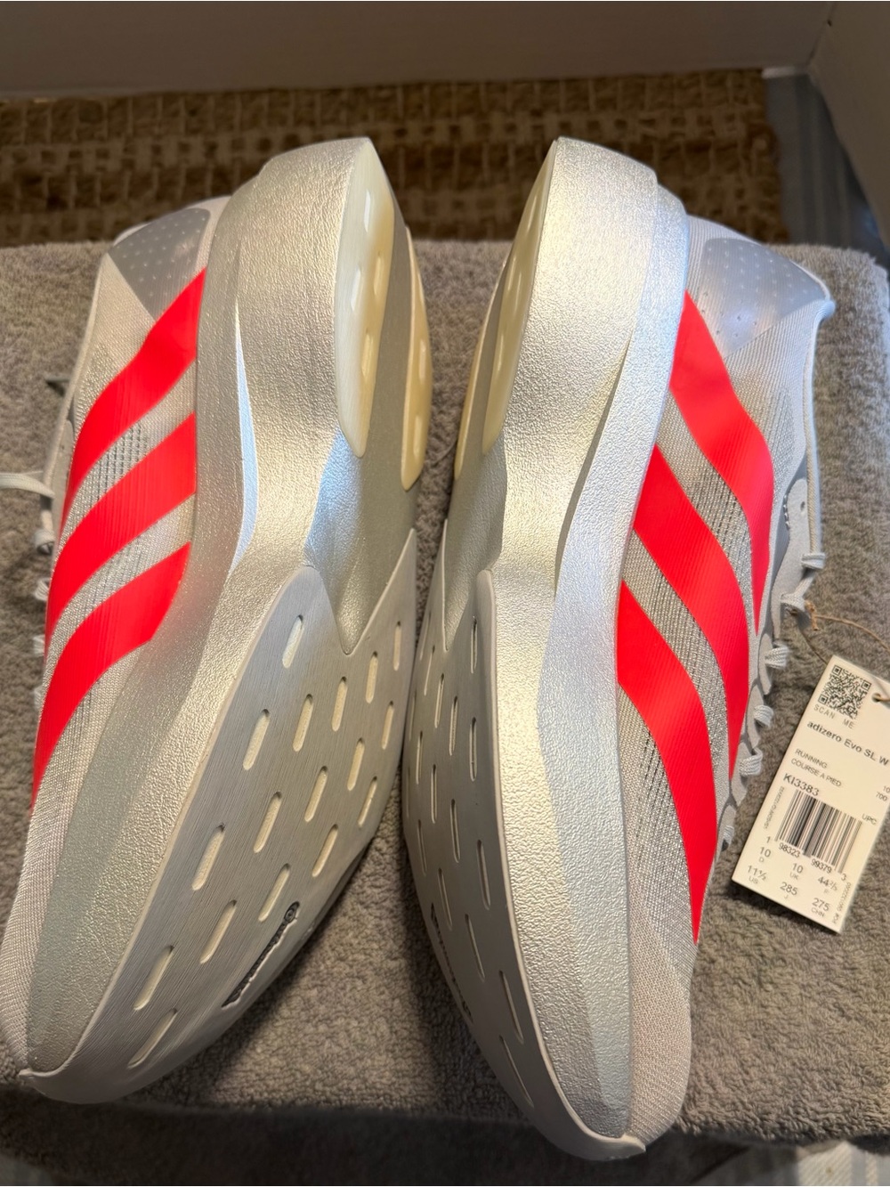 Textile Size 11.5 NWOT Adidas Adizero Evo SL Running Shoes - Picture 3 of 8